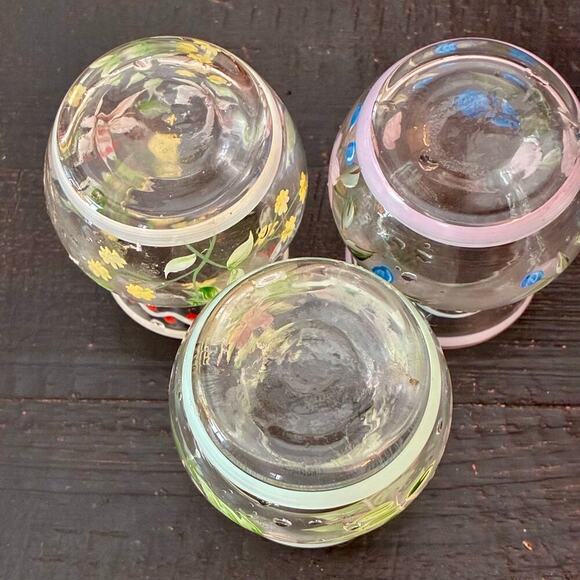 Set of 3 Vintage Hand Painted Glass Bud Vases – Floral Cottagecore 5” - Picture 4 of 4